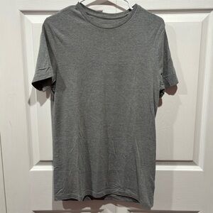 GOODFELLOW & CO Men's Standard Short Sleeve Tee T Shirt Top - gray, size S